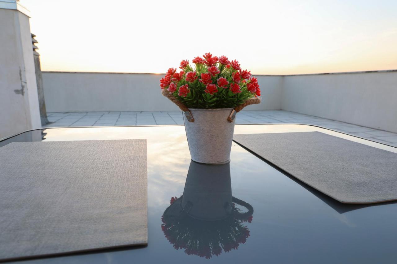 Innuendo La Terrazza House Lecce Bagian luar foto